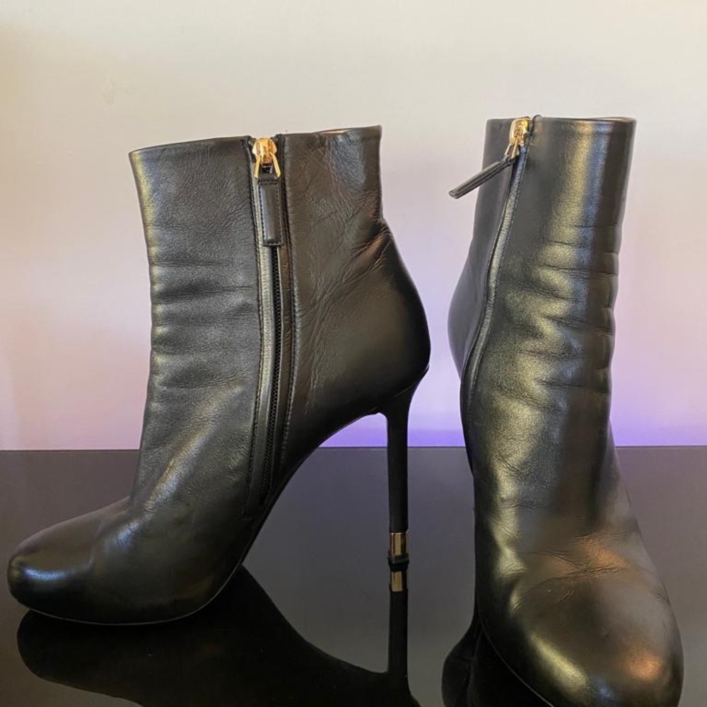 LambSkin Chanel ankle boots, size 39.5